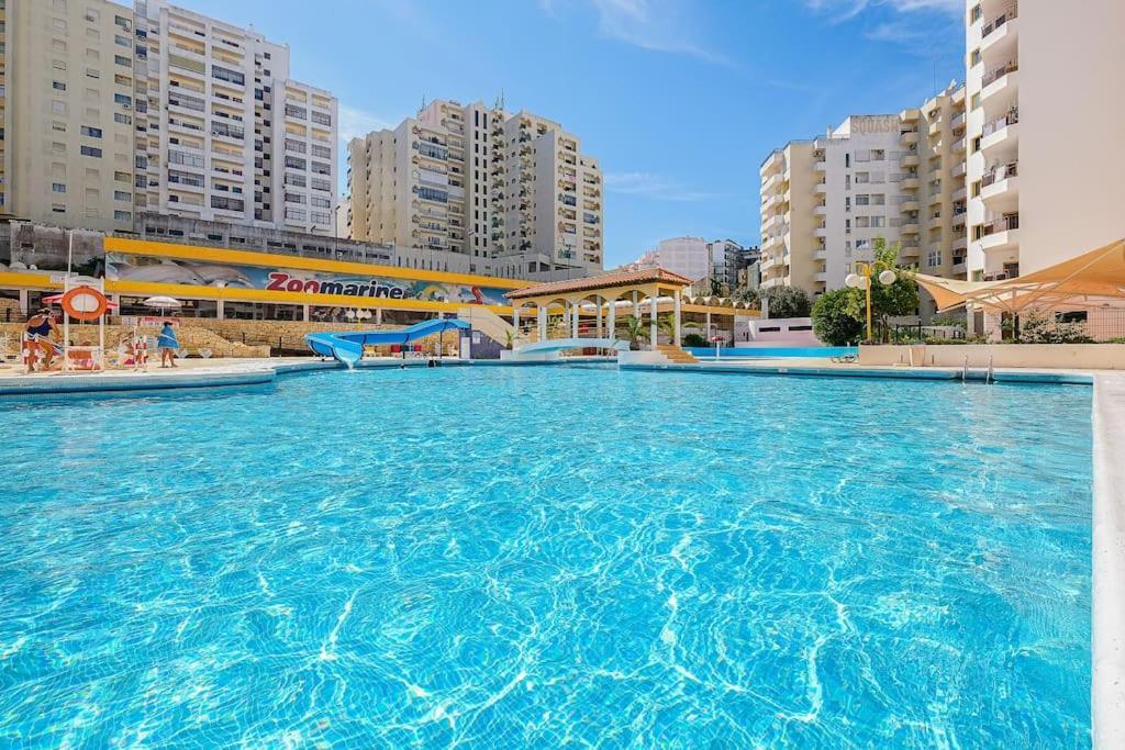 T2 With Pool, 300M From The Beach Portimao Bagian luar foto