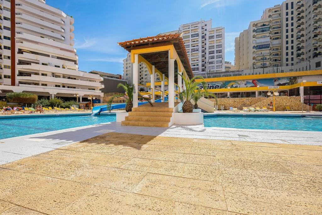 T2 With Pool, 300M From The Beach Portimao Bagian luar foto