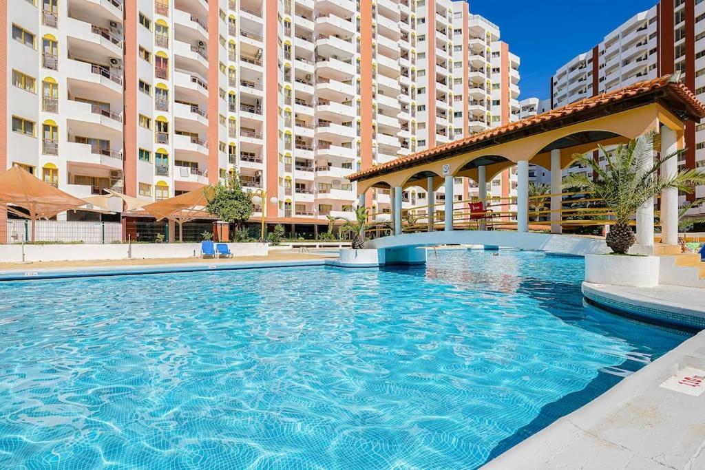 T2 With Pool, 300M From The Beach Portimao Bagian luar foto
